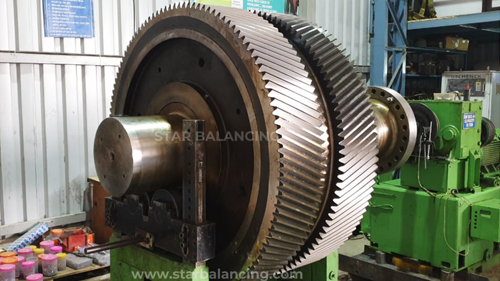 high speed gear dynamic balancing on schenck balanicng macines